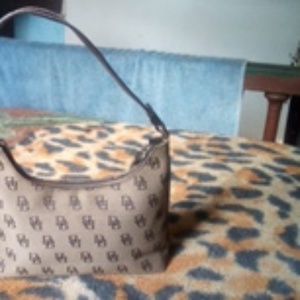 Dogi bana hand bag